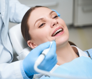 Smile Goals: How Cosmetic Dentistry Helps You Shine