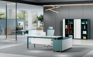 What Makes a Modern Office Desk Ideal for Productivity?