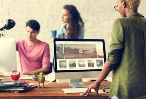 Boost Business online with Right Web Development Company 