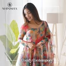 How to Choose the Perfect Plus-Size Dress for a Night Out - Shinisha