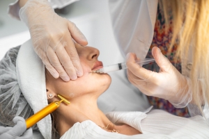 Why Sculptra Fillers Are the Best Choice for Anti-Aging in Dubai