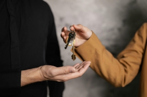 The Hidden Benefits of Multifamily Bridge Loans for Real Estate Syndications