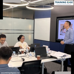 Learn with Training Edge International in Singapore how you can become an exceptional leader