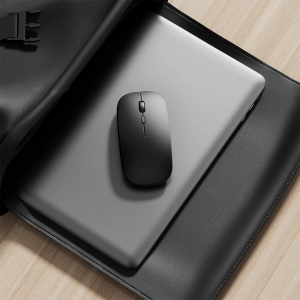 Why Every Digital Nomad Needs a Reliable Bluetooth Mouse?