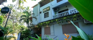 Romantic Escapes: Best Hotels in Vagator for Couples