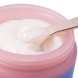 Common Causes of a Weakened Skin Barrier and How to Fix Them: