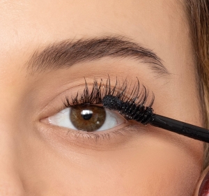 The Ultimate Guide to Lash Extension Sealants: What You Need to Know