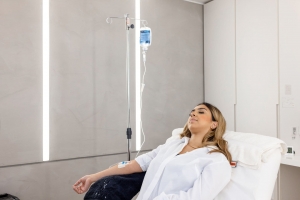 IV Drips: The Secret to Vitality in Dubai Homes