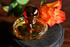 2025’s Unique Niche Oil Perfumes: A Curated Selection
