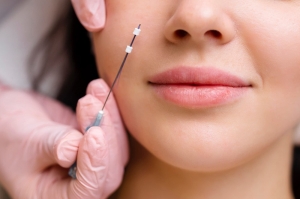 Why Choose Glamorous Clinic for Thread Lift in Islamabad?