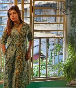 Vanaspati Cotton Kurtis: Redefining Everyday Elegance with a Sustainable Touch
