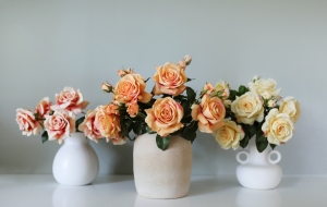 Why High-Quality Fake Roses Are a Game-Changer for Decorating