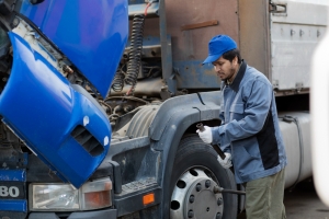 Mobile Truck Repair Service Edmonton - 24/7 Roadside Assistance | SRB Equipment