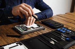 Iphone repair in avon lake 