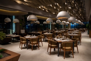 Choosing the Best Restaurant Indoor Chairs & Contract Metal Chairs