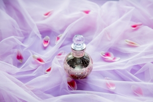 Trending Niche Fragrance Oils for Summer 2025: What's Hot?