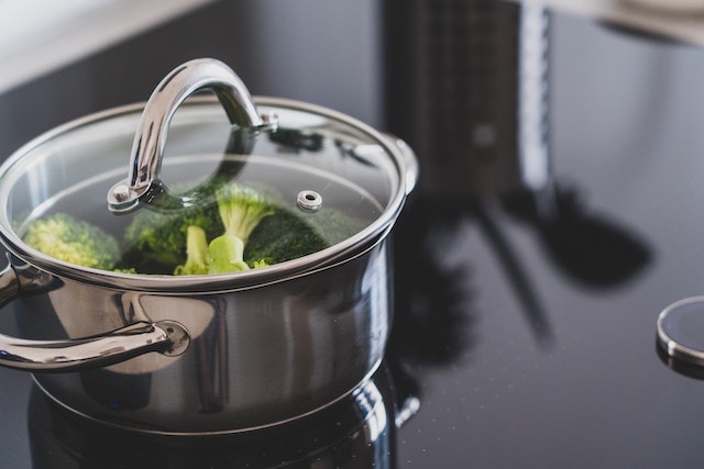 How to Pick the Best Stainless Steel Cookware for Your Kitchen