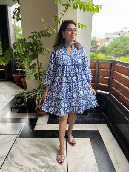 Top Reasons to Add an Indigo Blue Dress to Your Wardrobe This Season