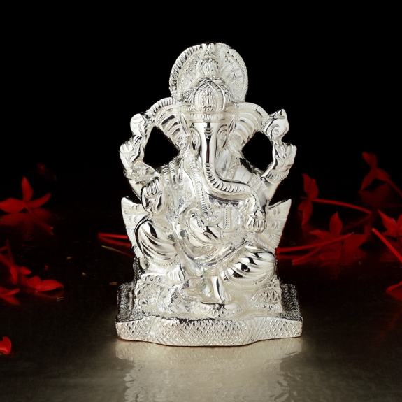 How a Silver Ganesh Murti Can Enhance Your Spiritual Journey