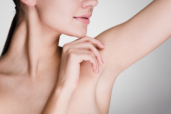 Dubai’s Top Treatments for Underarm Brightening: A Review