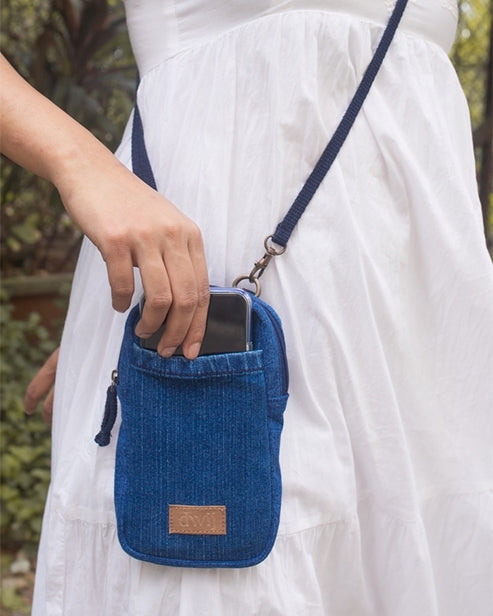 The Ultimate Guide to Choosing the Right Sling Bag for Mobile Phone