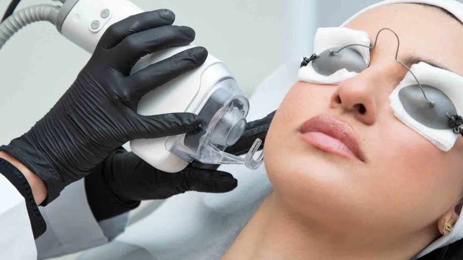 Is Fractional CO2 Laser Right for You? Discover Its Power for Skin Rejuvenation in Dubai