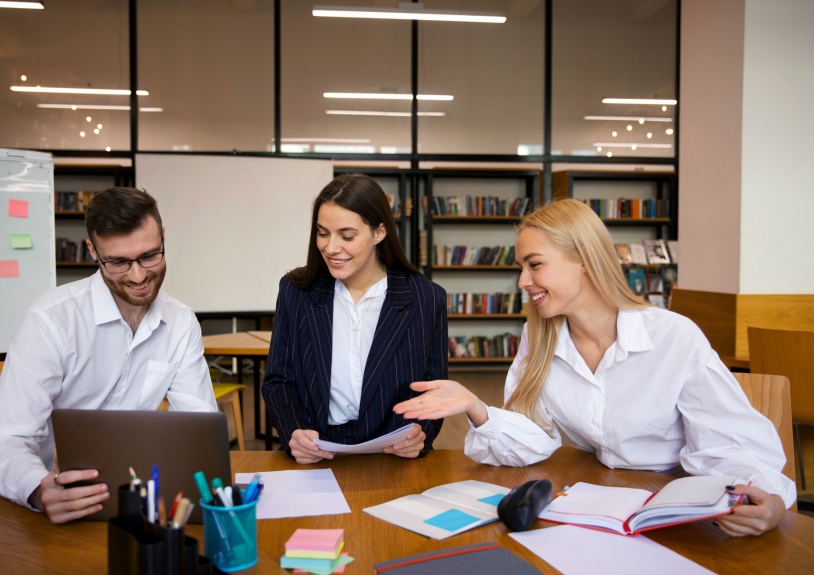 Finding the Best College for B.Com Hons with Research