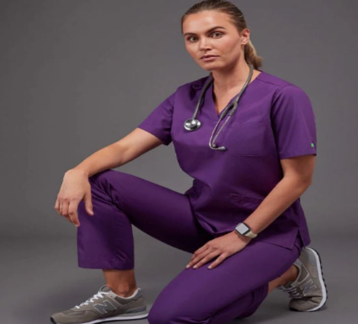 Luxury Medical Scrubs: Are They Worth the Investment?