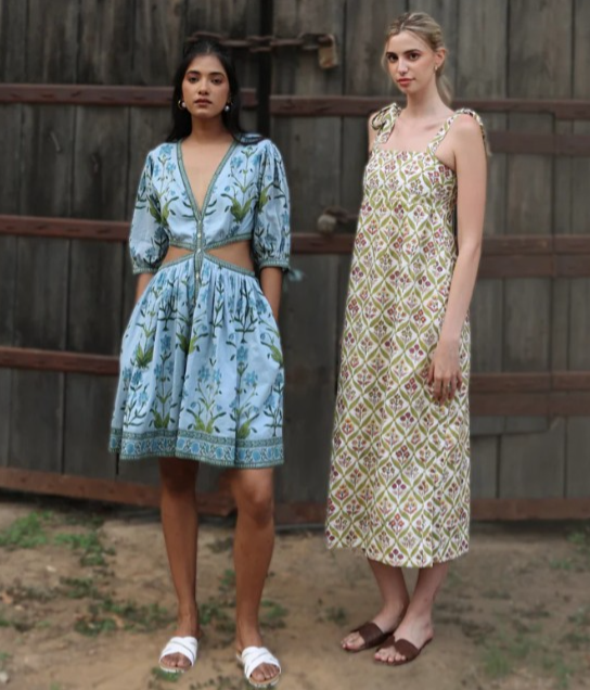 Buy Trendy and Elegant Indian Outfits Online from Ahana India Clothing Store