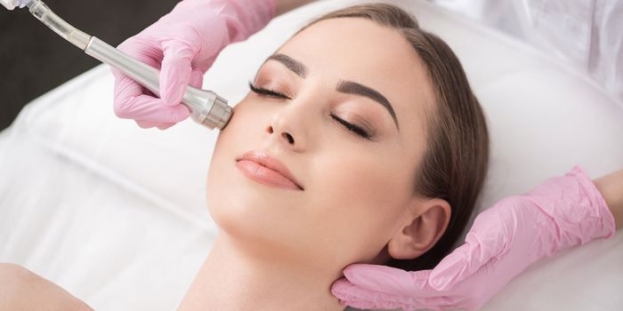 Discover Confidence with the Right Cosmetologist in Gurgaon