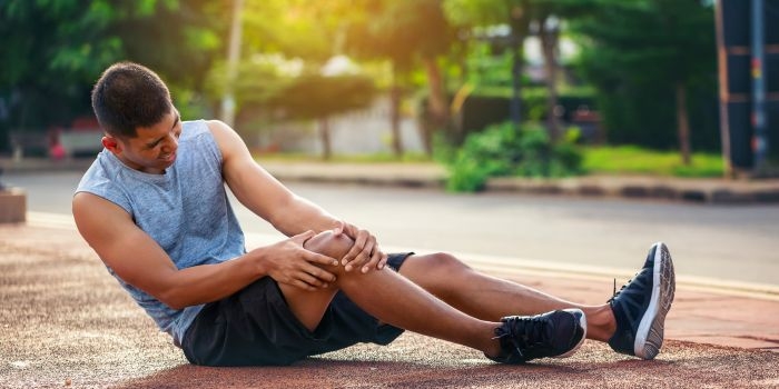 Struggling with Knee Pain? Here's How Punjabi Bagh Has the Right Care for You