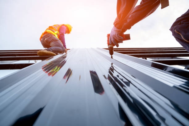 The Business Case for Choosing Metal in Commercial Construction 