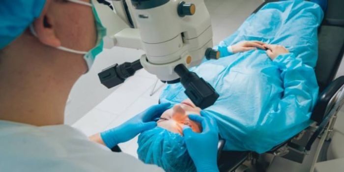 Looking for the Best LASIK Surgeon in Gurgaon? Here’s What You Should Know
