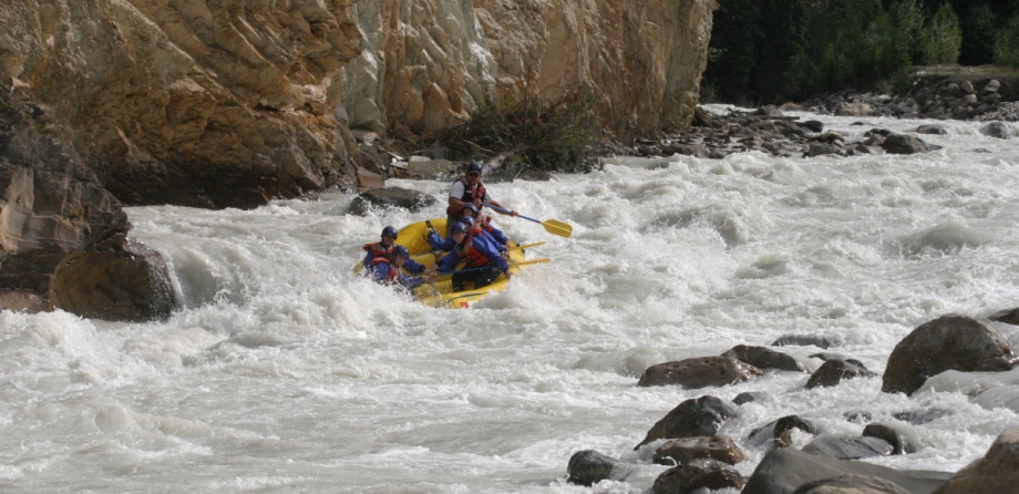 Experience the Ultimate Thrill with Kicking Horse Rafting and Banff Rafting Adventures