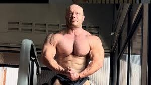 Dr. Mike Israetel – The Science-Driven Strength of Modern Fitness