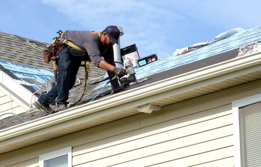 Emergency Roof Leak Repair in Grande Prairie – 24/7 Service