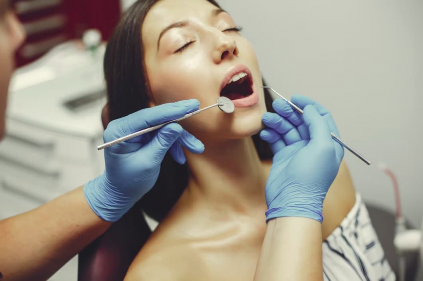 Why Dental Crowns in Encino Are the Perfect Smile Solution