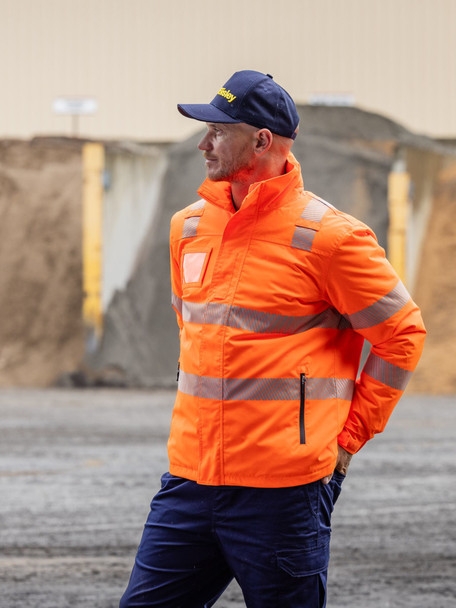 Navigating Safety Clothing Stores Like a Pro