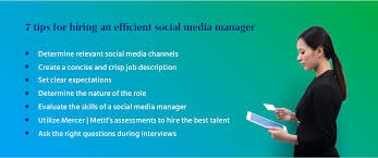 7 Benefits of Hiring a Social Media 