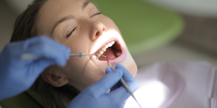 Dentist in Gurgaon: Finding the Right Dental Care for Your Smile