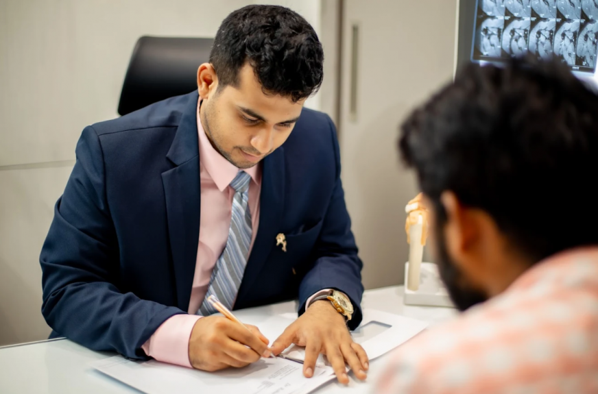 Orthopedic Surgeon in Mumbai for Joint Pain – Dr. Rahul Modi