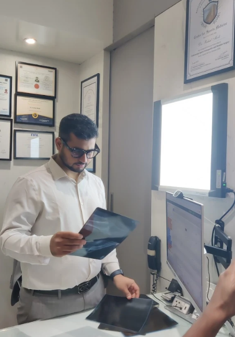Orthopedic Surgeon in Mumbai – Dr. Rahul Modi | Robotic Knee Surgery