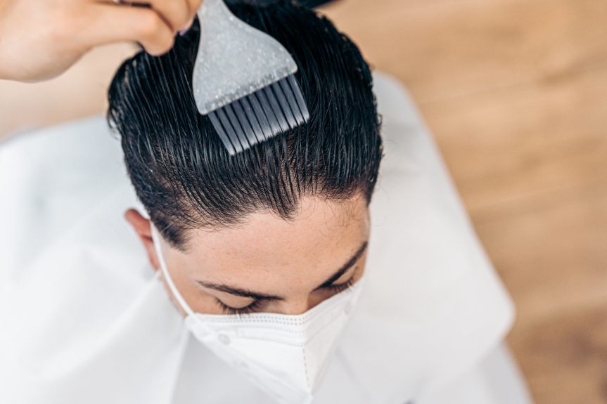 Hair dye after hair transplant: what you need to know?