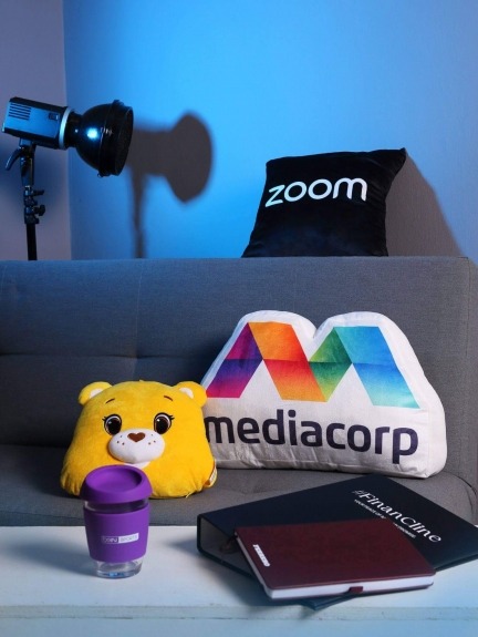 Using Corporate Gifts as Part of Employee Benefits in Singapore