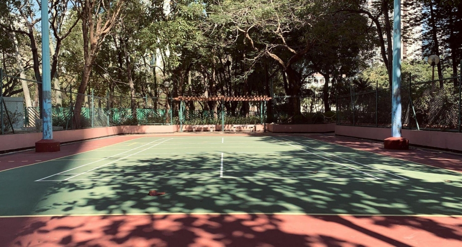Outdoor play zones