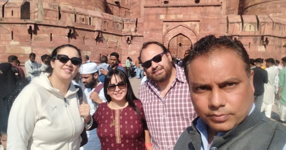 Discover the Eternal Charm of the Taj Mahal in Agra