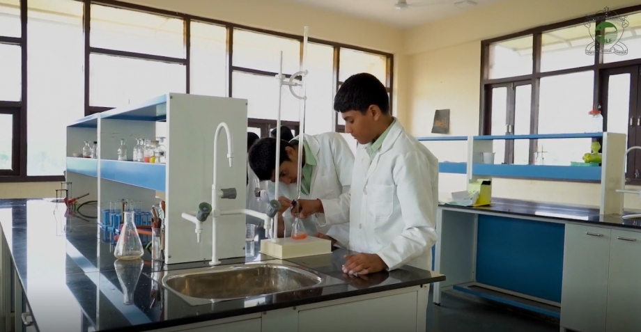 Top 5 School in Noida Extension Where Education Meets Innovation