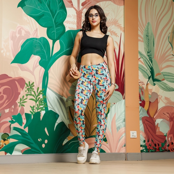 How to Style Printed Leggings for Work and a Casual Look
