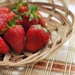 benefits of eating strawberries